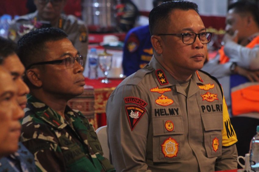 Bersama Forkopimda Provinsi Lampung, Danrem 043/Gatam Pantau Situasi Kamtibmas Malam Pergantian Tahun Baru 2024