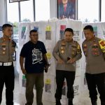 Pastikan Proses Pleno Penghitungan Rekapitulasi Di PPK Berjalan Aman Kapolres Mesuji Kembali Mengecek Langsung Situasi dan Memberikan Bantuan Kepada Petugas PPK