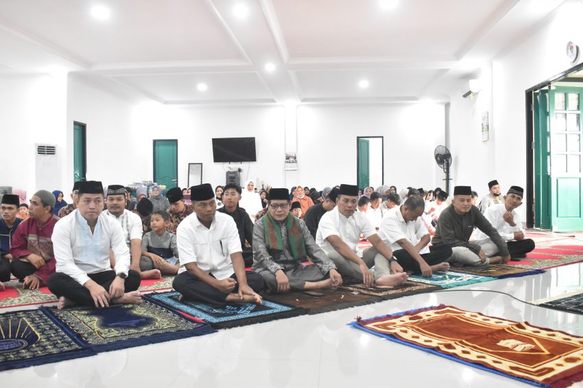Momentum Ramadhan HUT Ke-78 Persit Kartika Chandra Kirana Koorcab Rem 043 PD II/Sriwijaya Santuni Anak Yatim Piatu