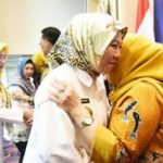Tina Marlinda Hadiri Pelepasan Ratusan PNS Masuk Purna Bhakti