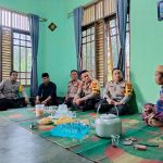 Kapolres Mesuji bersama Jajaran Berikan Santunan Kepada Keluarga Rosiya Aprilia Korban Pembunuhan