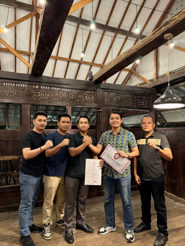 Kongres Advokat Indonesia kota Bandar Lampung memberikan SK dan memulai Program Kerja Bantuan Hukum Gratis