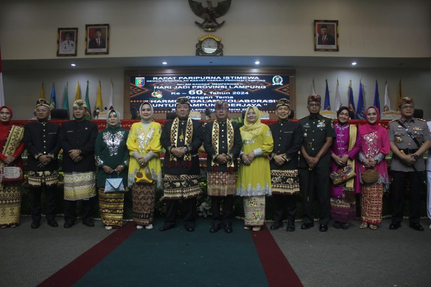 Danrem 043/Gatam Hadiri Rapat Paripurna Istimewa Memperingati Hari Jadi Provinsi Lampung Ke-60 Tahun 2024