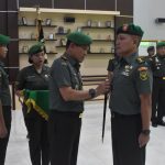Danrem 043/Gatam Pimpin Tradisi Penerimaan Warga Baru dan Penyerahan Jabatan Kasiren Korem 043/Gatam