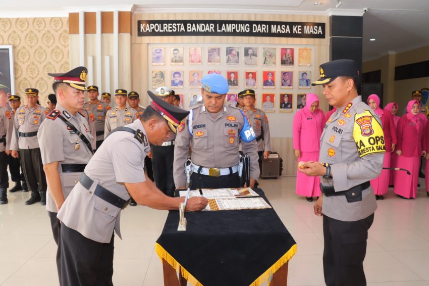 Dua Jabatan di Lingkungan Polresta Bandar Lampung Diserahterimakan