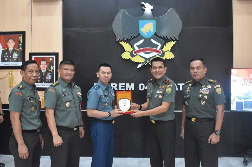 Kunjungan Kerja Dan Pengumpulan Data Staf Ahli Panglima TNI, Danrem 043/Gatam Siap Bantu Berikan Informasi