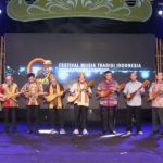Pj. Gubernur Lampung Buka Festival Musik Tradisi Indonesia 2024
