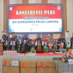 Ditreskrimsus Polda Lampung Berhasil Ungkap Peredaran Oli Palsu Dengan Menggunakan Merk PT Astra Honda Motor
