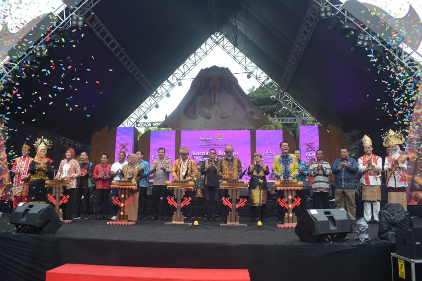 Hadiri Pembukaan K-Fest Tahun 2024, Danrem 043/Gatam Ajak Masyarakat Lestarikan Budaya Lampung