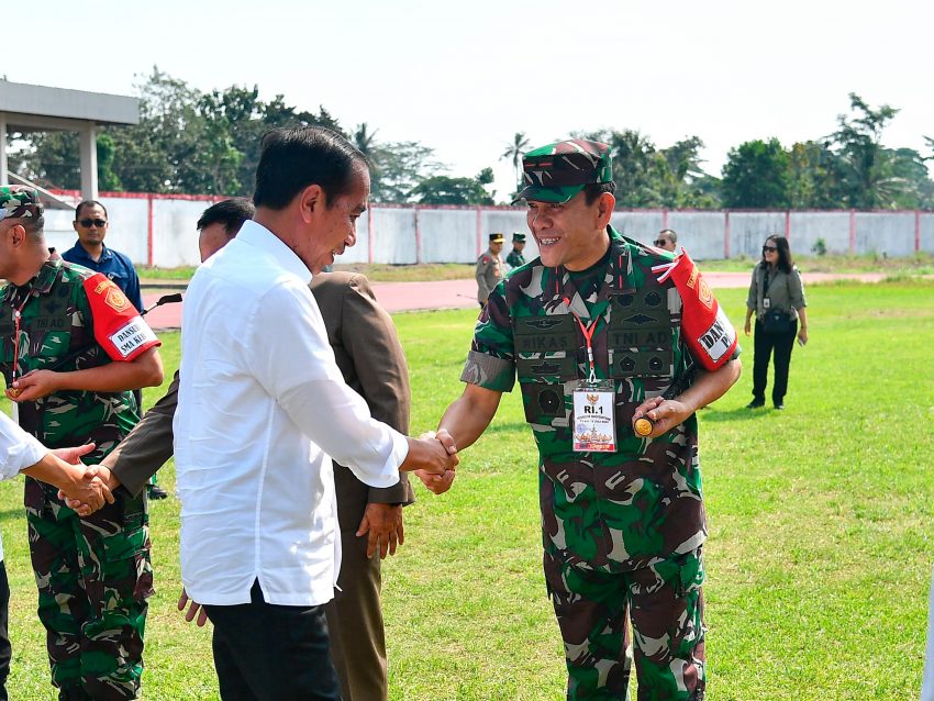 Danrem 043/Gatam Bersama Pangdam II/Sriwijaya Amankan Serangkaian Kunjungan Kerja Presiden Joko Widodo Di Lampung Selatan