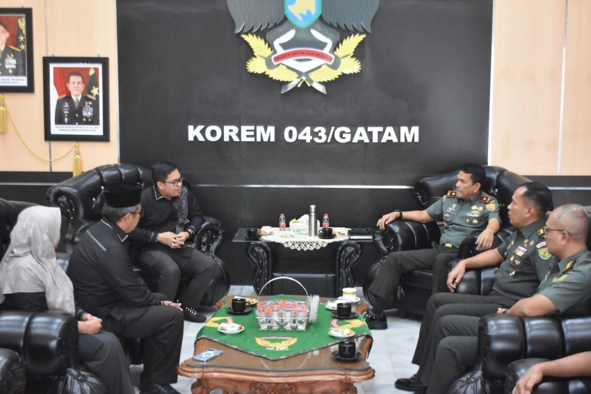 KPU Provinsi Lampung Kunjungi Korem 043/Gatam, Danrem Siap Sukseskan Dan Ciptakan Pilkada Yang Damai