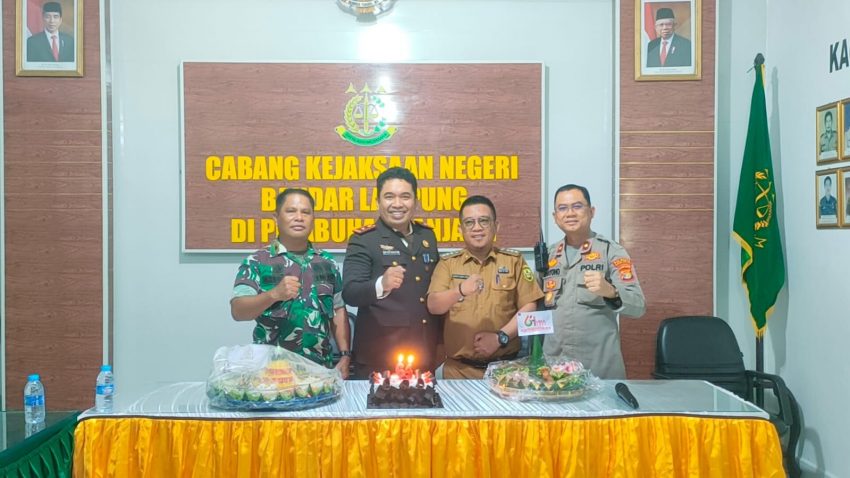 HBA Ke-64, Danramil 410-01/Pjg Bersama Forkopimcam Geruduk Cabjari Panjang Beri Kejutan
