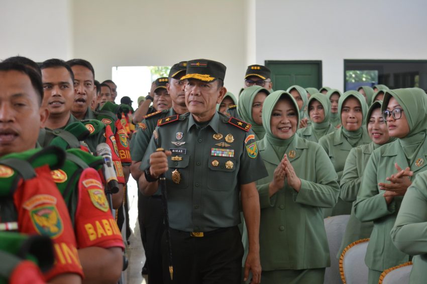 Danrem 043/Gatam Kunjungi Kodim 0429/Lamtim, Ingatkan Prajurit Untuk Tidak Cepat Emosional