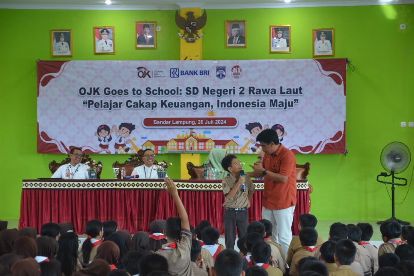 Peringati Hari Anak Nasional 2024, OJK Lampung Edukasi Pelajar Tentang Cerdas Keuangan