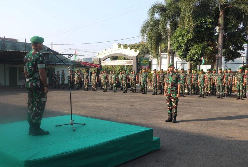 Kasdim 0410/KBL Pimpin Tradisi Korp Raport Pindah Satuan Dua Personel Bintara