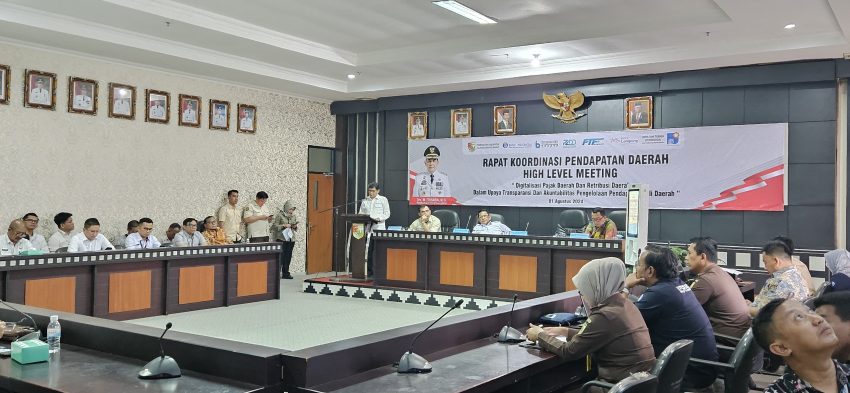 Komitmen Pemerintah Kabupaten Tulang Bawang Barat  Mendorong Transparansi dan Akuntabilitas Transaksi Pemerintah Daerah