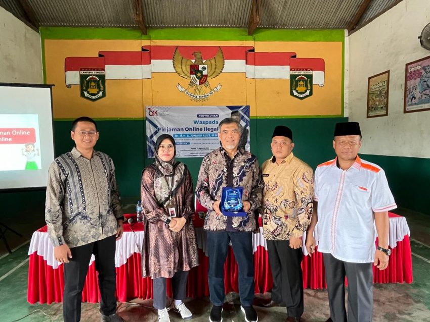 Penyuluhan dan Sosialisasi, Langkah OJK Bersama Komisi XI DPR RI Mengedukasi Masyarakat di Lamteng dan Lampura