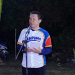 Pj Bupati Dijuluki Kaum Emak Si Ganteng, Marindo Kurniawan Buka Turnamen Bola Voli Piala Pj.Bupati Pringsewu 2024