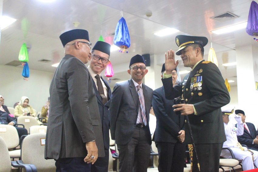 Danrem 043/Gatam Hadiri Rapurna Pengucapan Sumpah Janji Anggota DPRD Provinsi Lampung Masa Jabatan 2024-2029