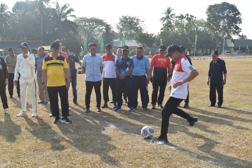 Brigjen TNI Rikas Hidayatullah, S.E., M.M., Buka Turnamen Olahraga Danrem Cup Memperingati HUT Ke-79 TNI Tahun 2024