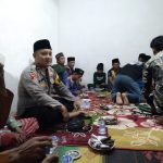 Dalam Rangka Harkamtibmas Jelang Pilkada 2024 Jajaran Polsek Mesuji Timur Ikuti Pengajian Rutin Yasinan Setiap Malam Jumat