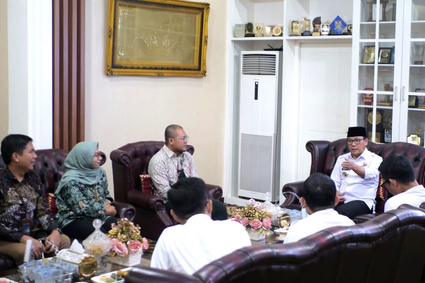 Jadi Pelopor Pengguna Energi Hijau di Lingkungan Pemda Lampung, 100 Persen Listrik di Pemkot Metro Pakai REC PLN