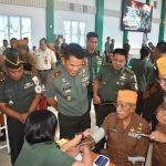Korem 043/Gatam Gelar Bakti Sosial Dan Bakti Kesehatan Dalam Rangka HUT Ke-79 TNI Tahun 2024