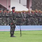 Danrem 043/Gatam Ikuti Upacara, Parade, Defile, Acara Syukuran Dan Hiburan HUT Ke-79 TNI Tahun 2024 Di Makodam II/Swj