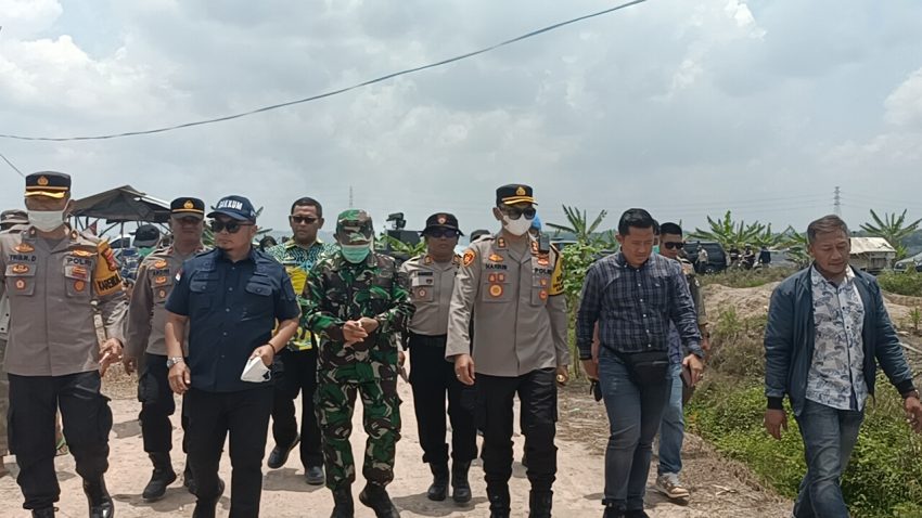 Kapolres Mesuji Bersama Kodim 0426 Tulang Bawang Sampaikan Himbauan Kepada Masyarakat Yang Mengatasnamakan Warga Adat Buay Mencurung