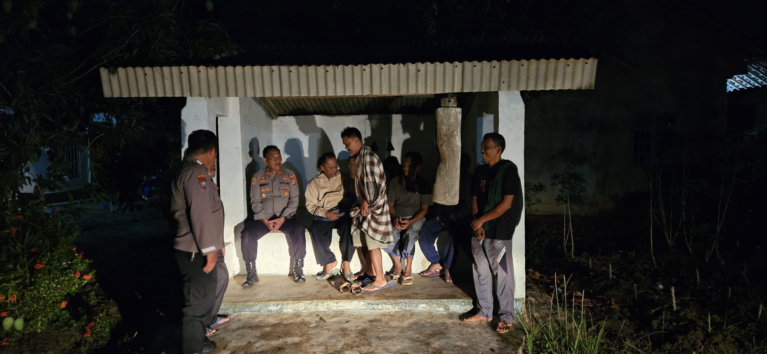Jajaran Polsek Tanjung Raya Lakukan Ronda Malam