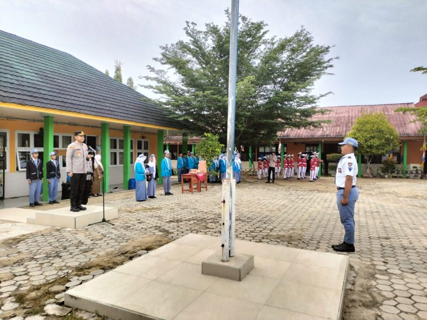 Dukung 100 Hari Program Asta Cita Presiden RI, Kapolres Mesuji Laksanakan Sambang Dan Binluh Disekolah