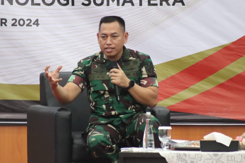 Jadi Narasumber, Dandim 0410/KBL Beri Materi Wasbang dan Bela Negara Kepada 751 Mahasiswa Itera