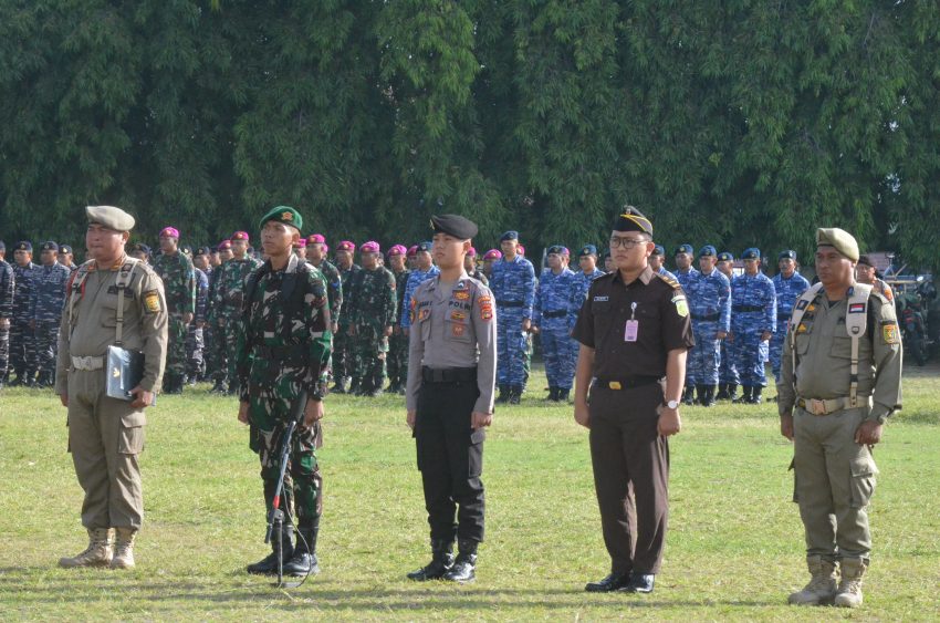 Kasrem 043/Gatam Mengikuti Upacara Bulanan Bersama Forkopimda Provinsi Lampung