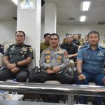 Kasrem 043/Gatam Hadiri Rapurna Pengumuman Dan Usulan Persetujuan Pengesahan Pengangkatan Gubernur-Wakil Gubernur