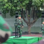 Upacara Bulanan Bukti Kesetiaan Prajurit Dan PNS Korem 043/Gatam  Melaksanakan Pengabdian untuk Tanah Air