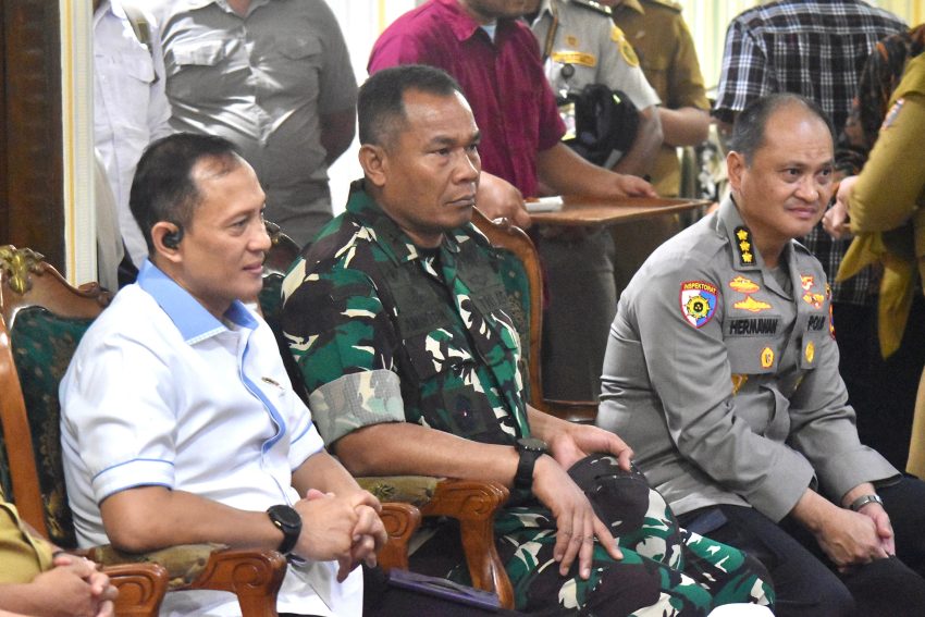 Kasrem 043/Gatam Dampingi Kasdam II/Swj, Sambut Kunker Mentan RI di Wilayah Provinsi Lampung