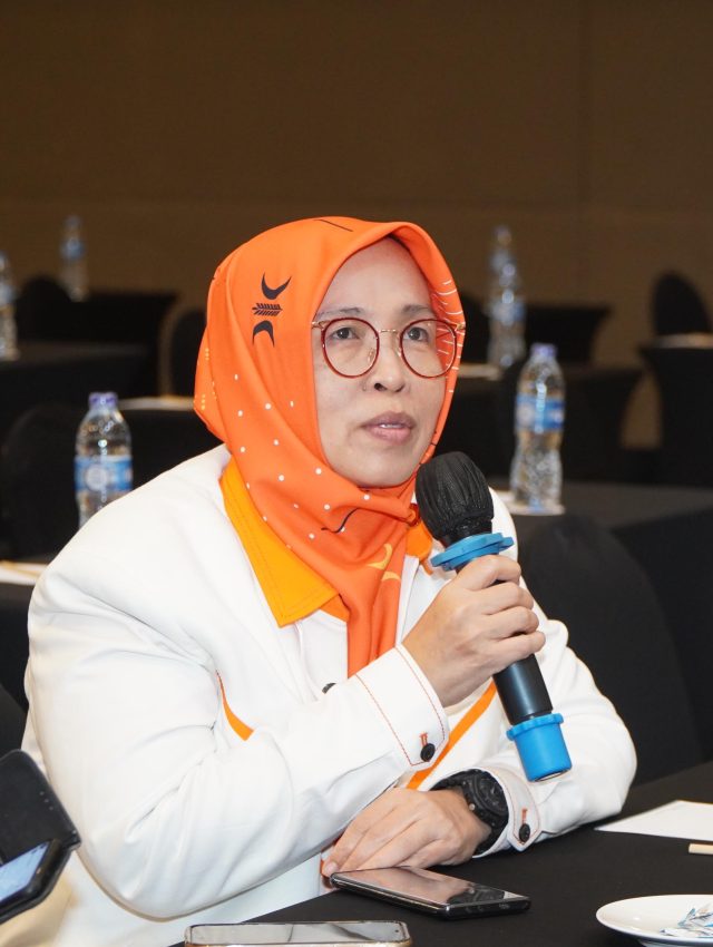 Sekretaris PKS Bandar Lampung, Yuni Karnelis Dukung Program Makan Bergizi Gratis 