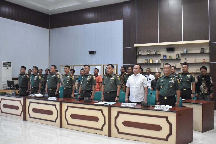 Danrem 043/Gatam Pimpin Rapat Optimalisasi Pengadaan Gabah dan Beras Dalam Negeri 2025