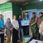 Gapai Berkah di Bulan Ramadhan, Donasi Pegawai PLN UID Lampung Nyalakan Sambungan Listrik Gratis