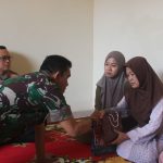 Sampaikan Bela Sungkawa Pangdam II/Swj Didampingi Danrem 043/Gatam Kunjungi Keluarga Korban
