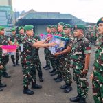 Kodim 0410/KBL Gelar Apel Pelepasan Cuti Lebaran 1446 H dan Bagikan Bingkisan, Dandim Ingatkan Kedisiplinan dan Bijak Bermedsos