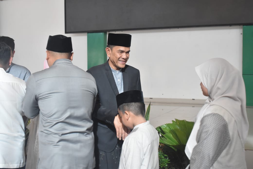 Danrem 043/Gatam Shalat Idul Fitri 1446 H / 2025 M Bersama Masyarakat Bandar Lampung