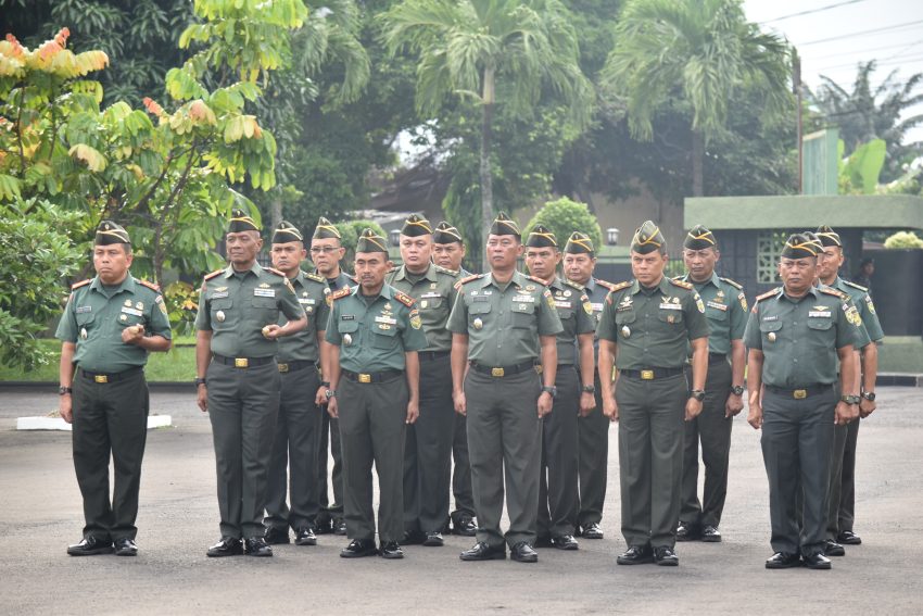 Korem 043/Gatam Gelar Upacara Bulanan