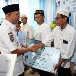 Gubernur Mirza Gelar Safari Ramadan dan Berikan Berbagai Bantuan