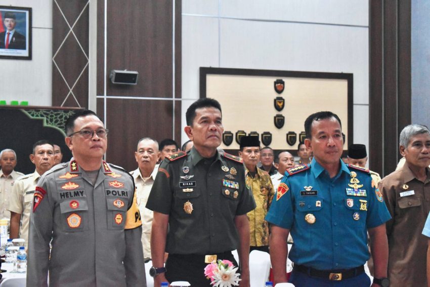 Danrem 043/Gatam Ikuti Halal Bihalal Presiden RI Dengan Purnawirawan TNI-Polri