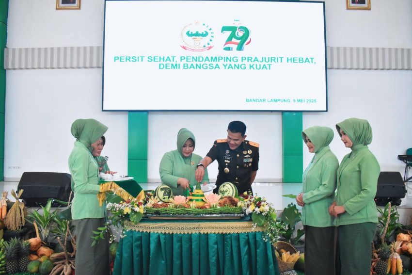 Hadiri HUT Ke-79 Persit KCK Tahun 2025, Danrem 043/Gatam Berharap Persit Mampu Meningkatkan Perannya