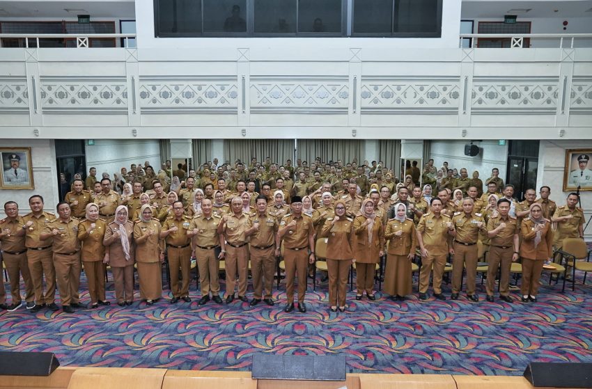 Gubernur dan Wagub Lampung Gelar Briefing Perdana