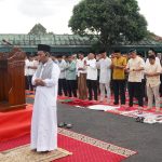Ciptakan Kebersamaan di Kota Metro, Korem 043/Gatam Gelar Sholat Idul Adha Bersama Masyarakat