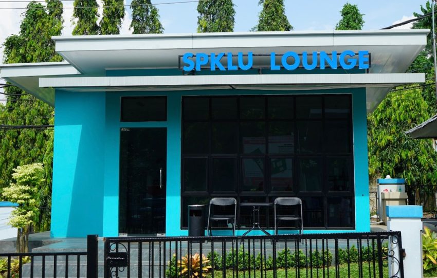 PLN UID Lampung Perkuat Ekosistem Kendaraan Listrik dengan Penambahan SPKLU dan SPKLU Lounge