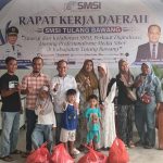 Jum’at Berkah ke-101 SMSI Tulang Bawang, Bagi Sembako kepada Anak Yatim